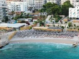 1Bed Beachfront with SeaView Balcony - 5minToBeach