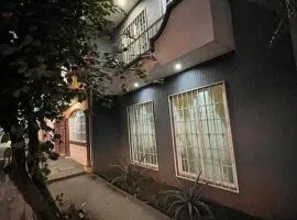 Casa con 4 Recamaras para 8 Personas con Terraza