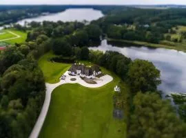 Strzecha Chopina - Dom i półwysep tylko dla Ciebie