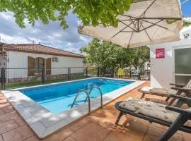 Casa rural VISTABLANCA en una sola planta con bonitas vistas y piscina - Junto a la capital y la Alhambra