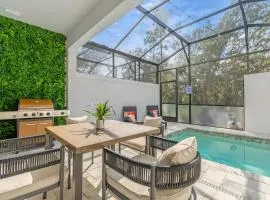 Upstay - Modern Family Townhouse w Private Pool