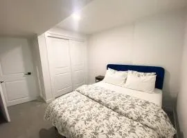 Khen Suite
