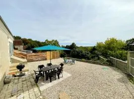 Gîte avec Jardin, WiFi, Parking Privé près de Loches - FR-1-381-594