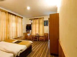 Ride At Hill-Nihal Hotel & Cottage