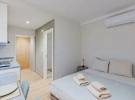 Lovely studio fully equipped near subway N8