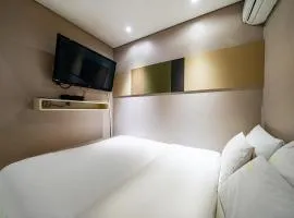 In Hotel Seoul