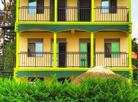 Lights of kazinga orphanage and homestay、Rubiriziの宿泊施設