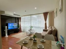The Kris 2 Bedrooms 2 Bathrooms Apartment