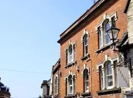 High Street Stroud Cosy Hideaway