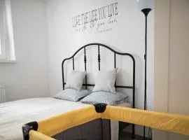Cozy 2-room apt, Parking nearby