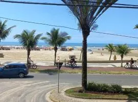 Predio frente a praia ap 615