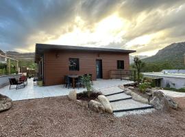 CASA JEANATA, hotel v destinaci Sainte-Lucie de Porto-Vecchio