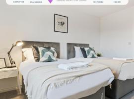 Anglian Retreat - Close to City Centre - Free Parking, Fast Wifi and Smart TV by Yoko Property, Hotel in Parkside