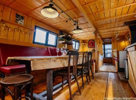 BATEAU LE VENT DE TRAVERS, ubytov&aacute;n&iacute; na lodi v destinaci Saumur