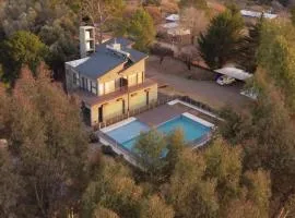 Elegant Getaway Complex in Villa Amancay Calamuchita