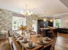 Mainsfield House - Luxury group accommodation