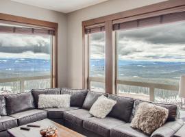 Stonegate Resort Unit B401, hôtel à Big White