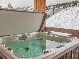 Stonegate Resort Unit B204, hotel en Big White