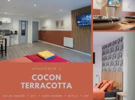 CitizenHouse Anzin - 4 Studios - 15 à 36m2 - Jardin - Terrasse - Accès autonome - WiFi - Netflix