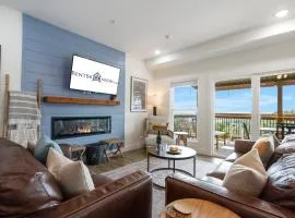 Breathtaking Lake Views-Dog Friendly-$400 of Free Tickets-High End Decor