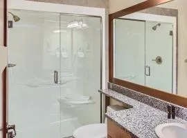 Stonegate Resort Unit A402