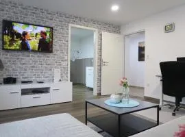 Ferienwohnung Loh - 55Zoll TV - Schnelles Internet 500MBit