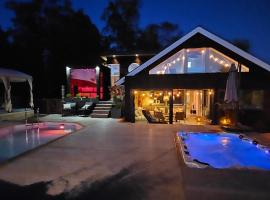 Privat Spirit Spa Villa, hotel met hottubs in Vallentuna