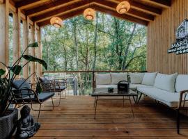 Maroska Forest Cabin & Wellness, chalet i Kismaros