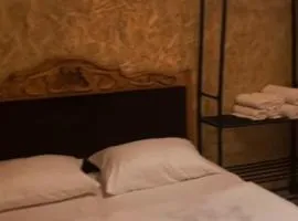 Тнак