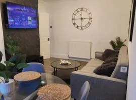Cozy 2 bedroom Home Near Bham Airport & NEC
