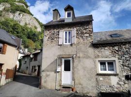 Charmante maison de montagne, hotel in Cierp
