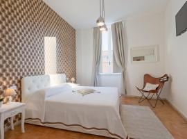 TownHouse by the Spanish Steps