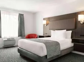 Travelodge by Wyndham Rigaud