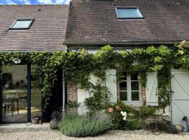 Superbe Longère percheronne rénovée, hotel in Prépotin