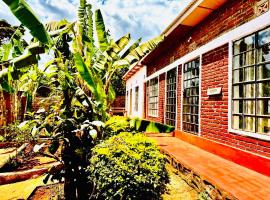 Sonofjohnhomestay, holiday rental in Karatu