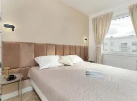 Kartuska Stylish Apartment & Parking by Noclegi Renters