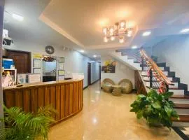 Mongki's Pensionhouse、プエルト・プリンセサのビーチ周辺のバケーションレンタル