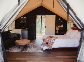 The Richbourg, Lux Safari Tent, ξενοδοχείο σε Cadiz