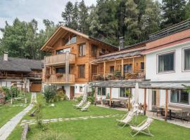 La Plates App Daduman, hotel in Urtijëi