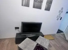 TOP 5 Helle Kleinwohnung mit eigenem Bad max 2 Gäste