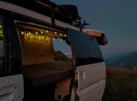 Georgia overlanding 4x4, kemp v destinaci Kutaisi