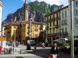 Ampio monolocale vicino al lungolago di Lecco