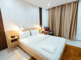 Modern Studio Suite at The Gallery
