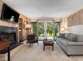 Stoneridge 43 with Wintergreen Advantage