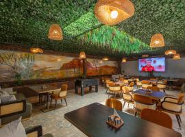 Iman Hotel, hotel con parking en Isiolo