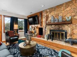 Diamond Hill Studio 09 with Wintergreen Advantage