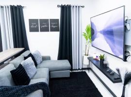 Amour Condo, apartament a Saint John's