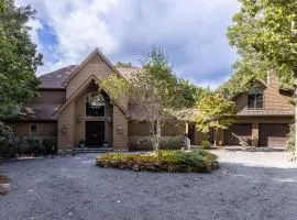 Orchard House with Wintergreen Advantage
