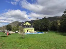 Lika Relax and Party House with sauna, jacuzzi and outdoor heated swimming pool