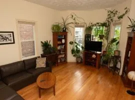 2 bedroom Boston condo in Jamaica Plain with parking